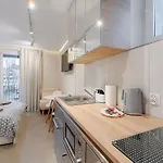 Centre By Bookinghost Apartment *