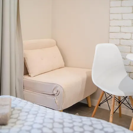 Centre By Bookinghost Apartment *