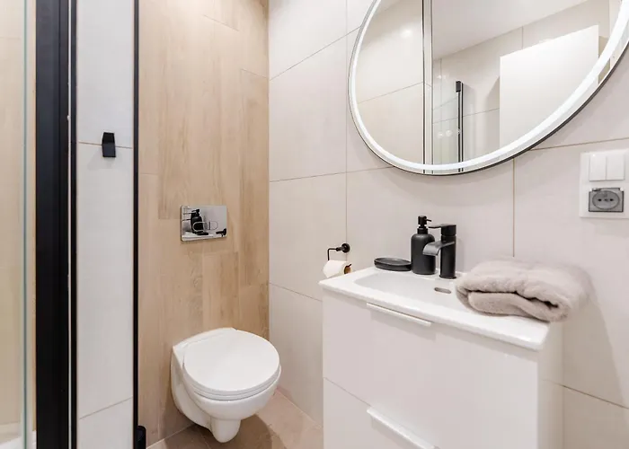 Appartement Centre By Bookinghost *